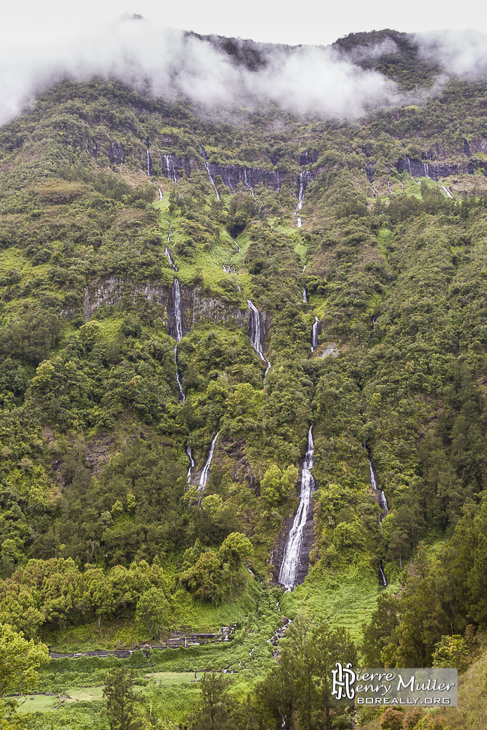 Cascade du voile de la mariée dans le cirque de Salazie