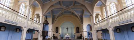 ...Intérieur de l’Eglise Notre Dame des Neiges dans le cirque de Cilaos....