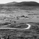 Plaine des sables en direction du Piton de la Fournaise en N&B