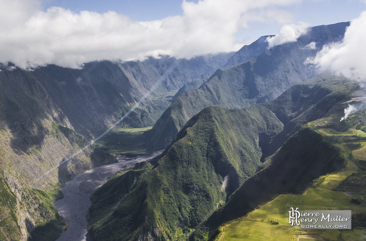 Survol de la Plaine des remparts en ULM à la réunion