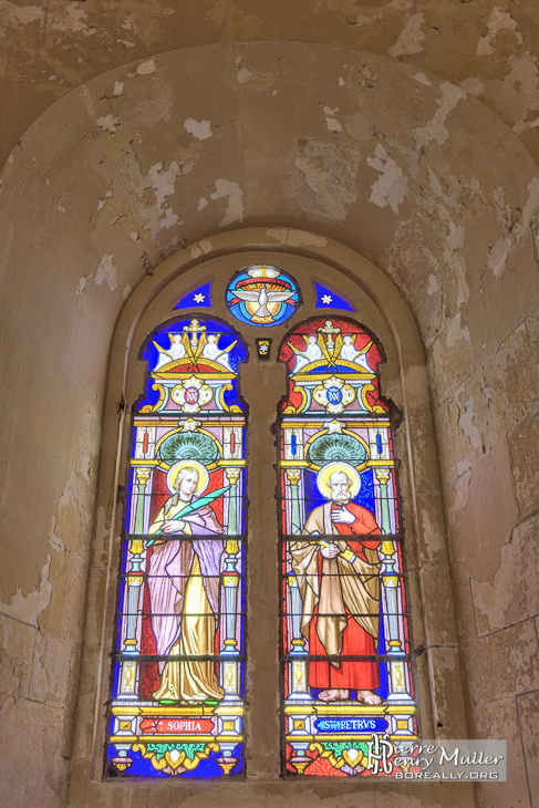 Vitraux de la chapelle du phare de Cordouan en HDR