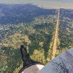 Vue du haut du phare de Cordouan avec son ombre et le chemin d'accès