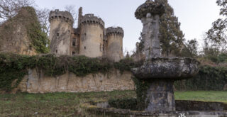 Château de Saint Vincent le Paluel et sa fontaine