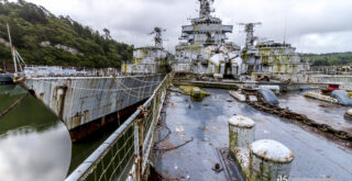 Cimetière de bateaux à Landévennec en Bretagne